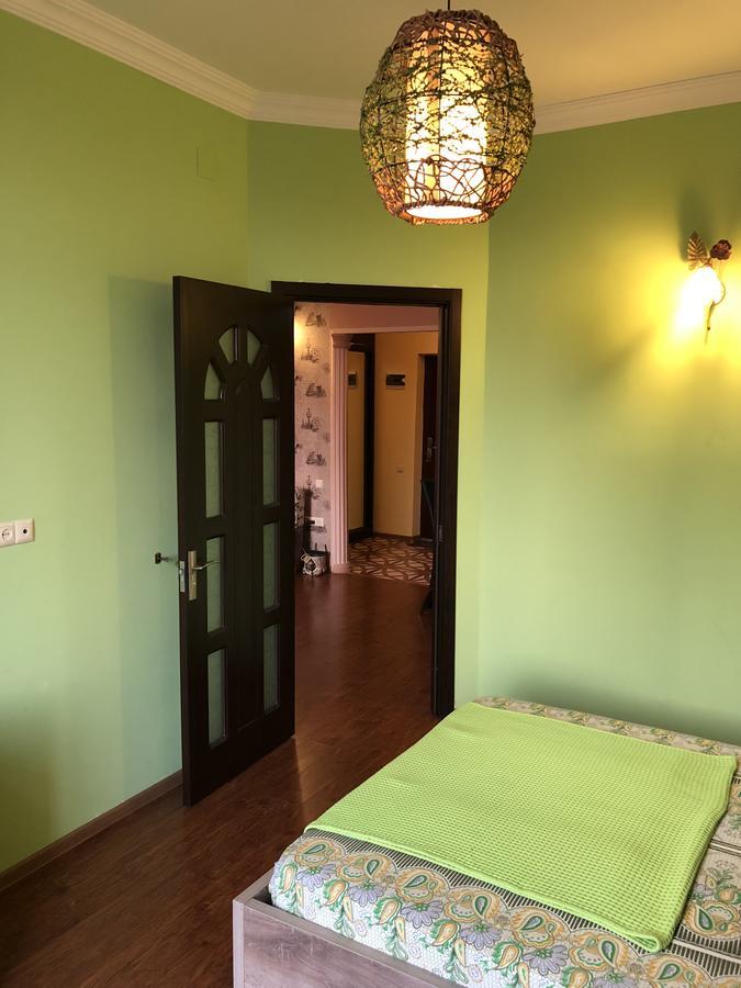 Apartment Gio Batoumi Extérieur photo